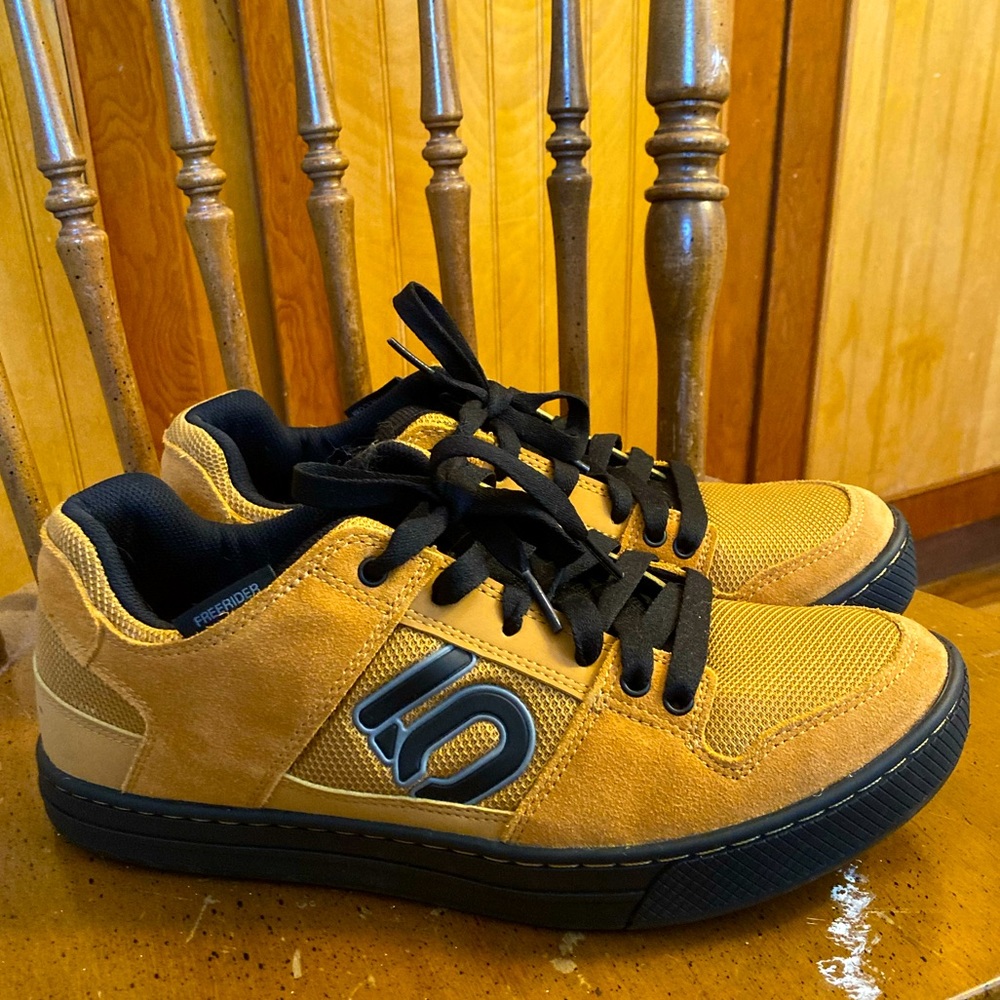 Five Ten by Adidas Freeride flat pedal cycling shoe- Men’s size 11